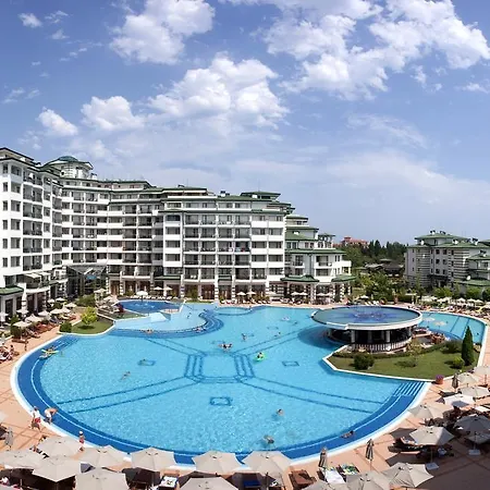 Private In Emerald *